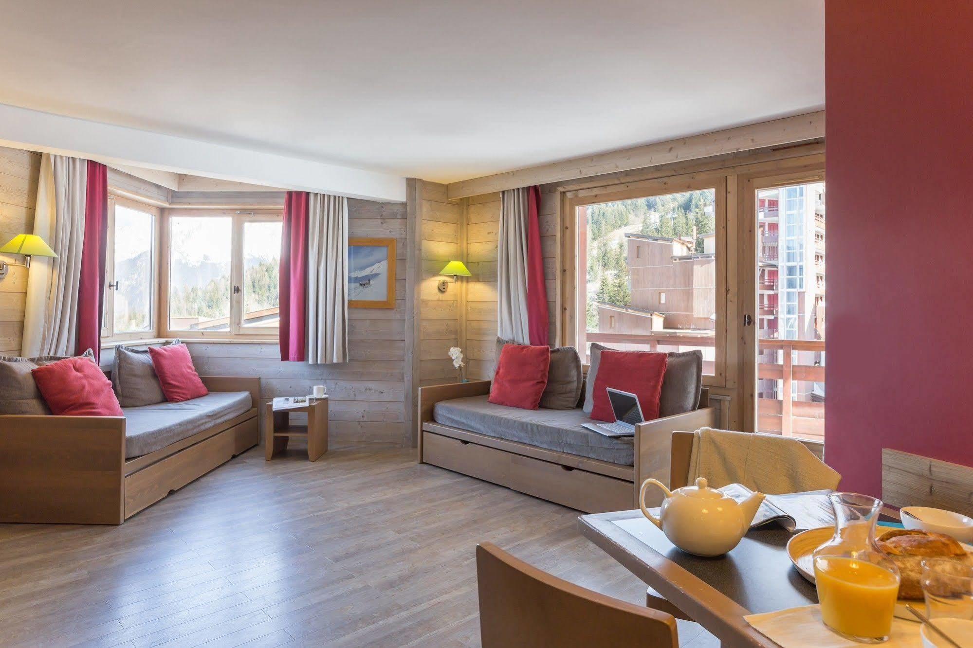 Pierre & Vacances Residence Le Christiana ラ・タニア エクステリア 写真